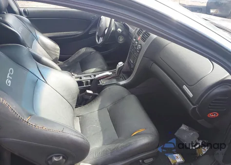 2004 Pontiac Gto z USA, uszkodzony, nr VIN 6G2VX12G44L262102